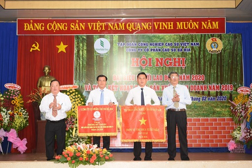 Đảng bộ Cao su Bà Rịa: Lãnh đạo công ty phát triển ổn định, vững mạnh